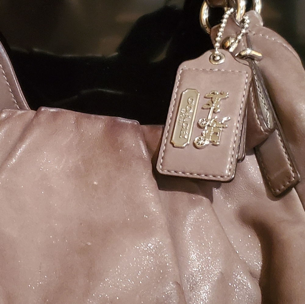 Handbag - Picture 4 of 8